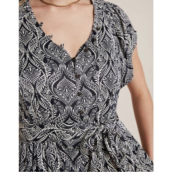 Anthropologie Zadie Black and White Tropical Patterned Satin Jumpsuit Size 2 - Picture 2 of 12